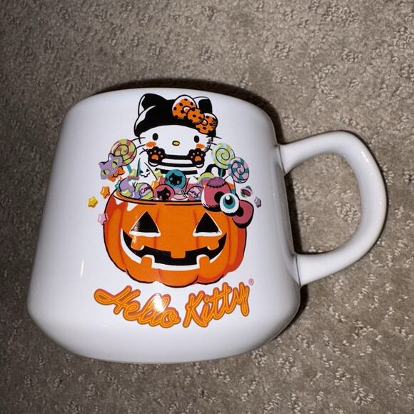 Hello Kitty Halloween Jack O Lantern Ceramic Mug 14oz Sanrio NEW - Picture 2 of 6